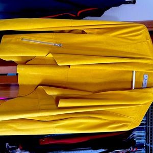 Mustard yellow blazer type with pockets. Super cute. Long sleeved.